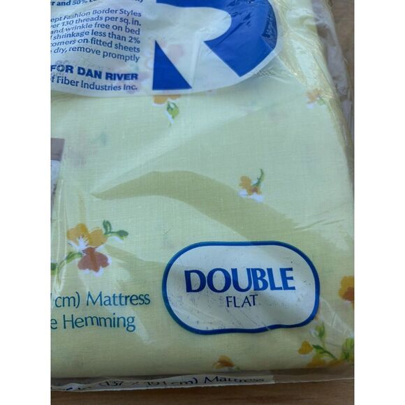 VTG Dan River Double Fitted & Flat Sheet Yellow Floral "Les Violettes"NIP @READ@ - Picture 4 of 8